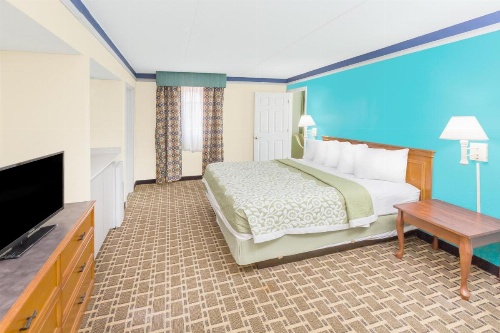 Days Inn by Wyndham Little Rock/Medical Center image 8